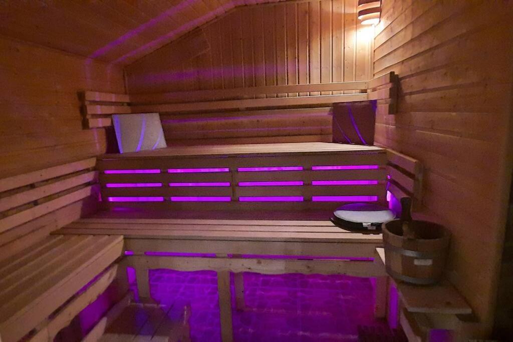 Bungalow Mit Sauna In Einer Ruhige Wald Lage. Grossnaundorf Exteriér fotografie